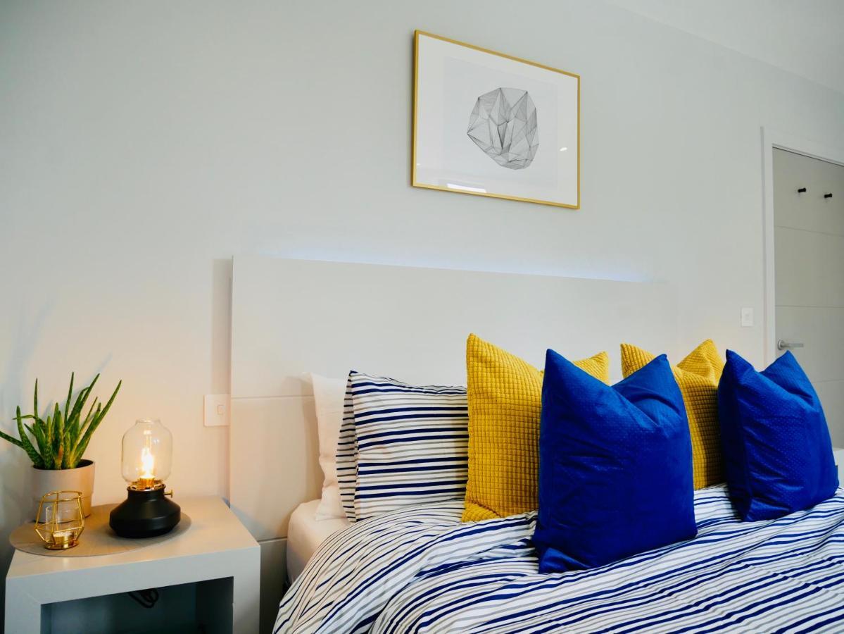 Beautiful Alumpointe Apartment - 400M To The Beach Борнмът Екстериор снимка