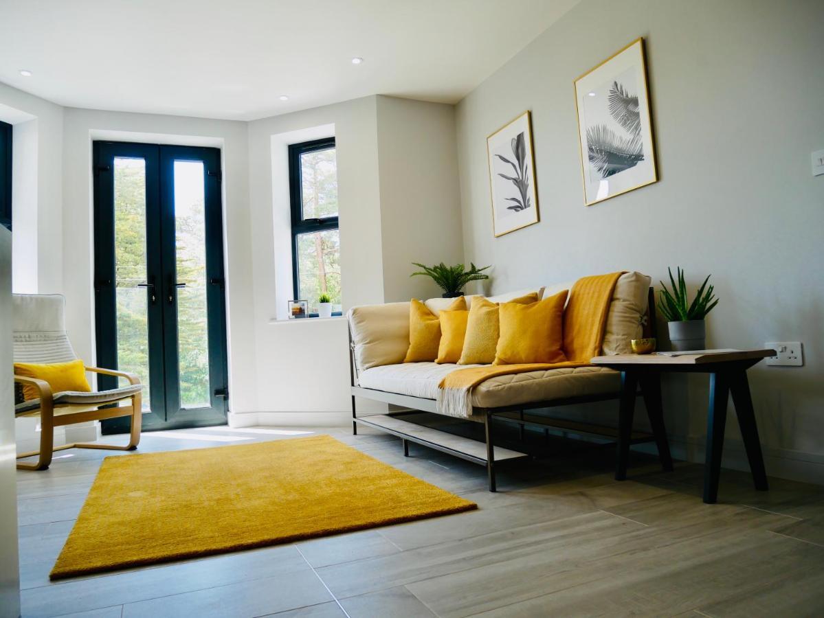 Beautiful Alumpointe Apartment - 400M To The Beach Борнмът Екстериор снимка
